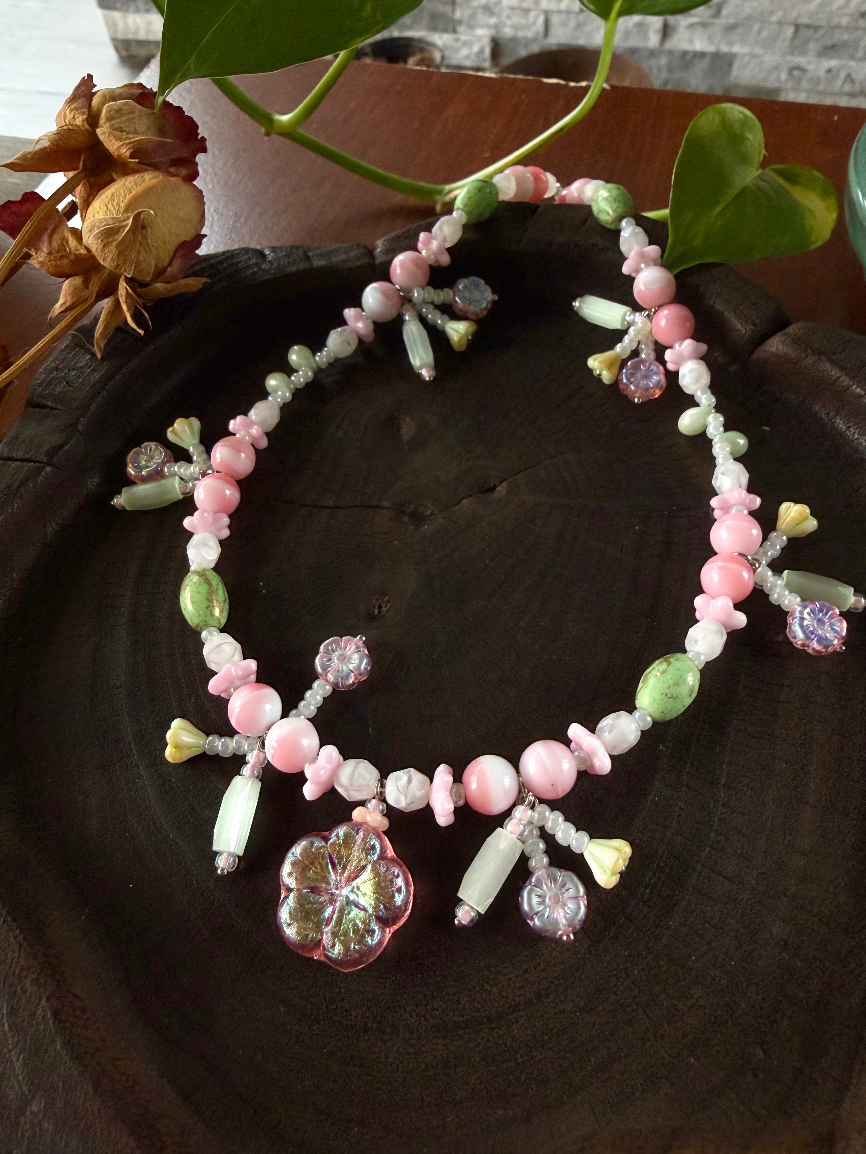 Portrait of a Muse Necklace (Vintage)